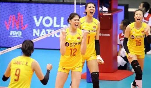 美女被啪啪的视频
