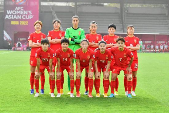 小情侣高清国产在线播放